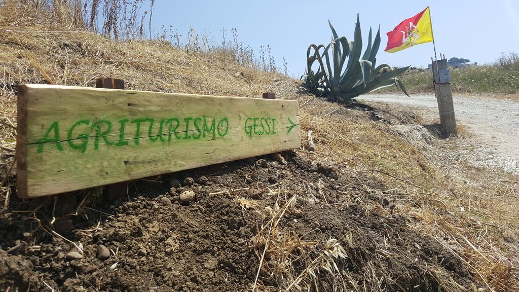 Agriturismo Gessi Calatafimi Exteriör bild